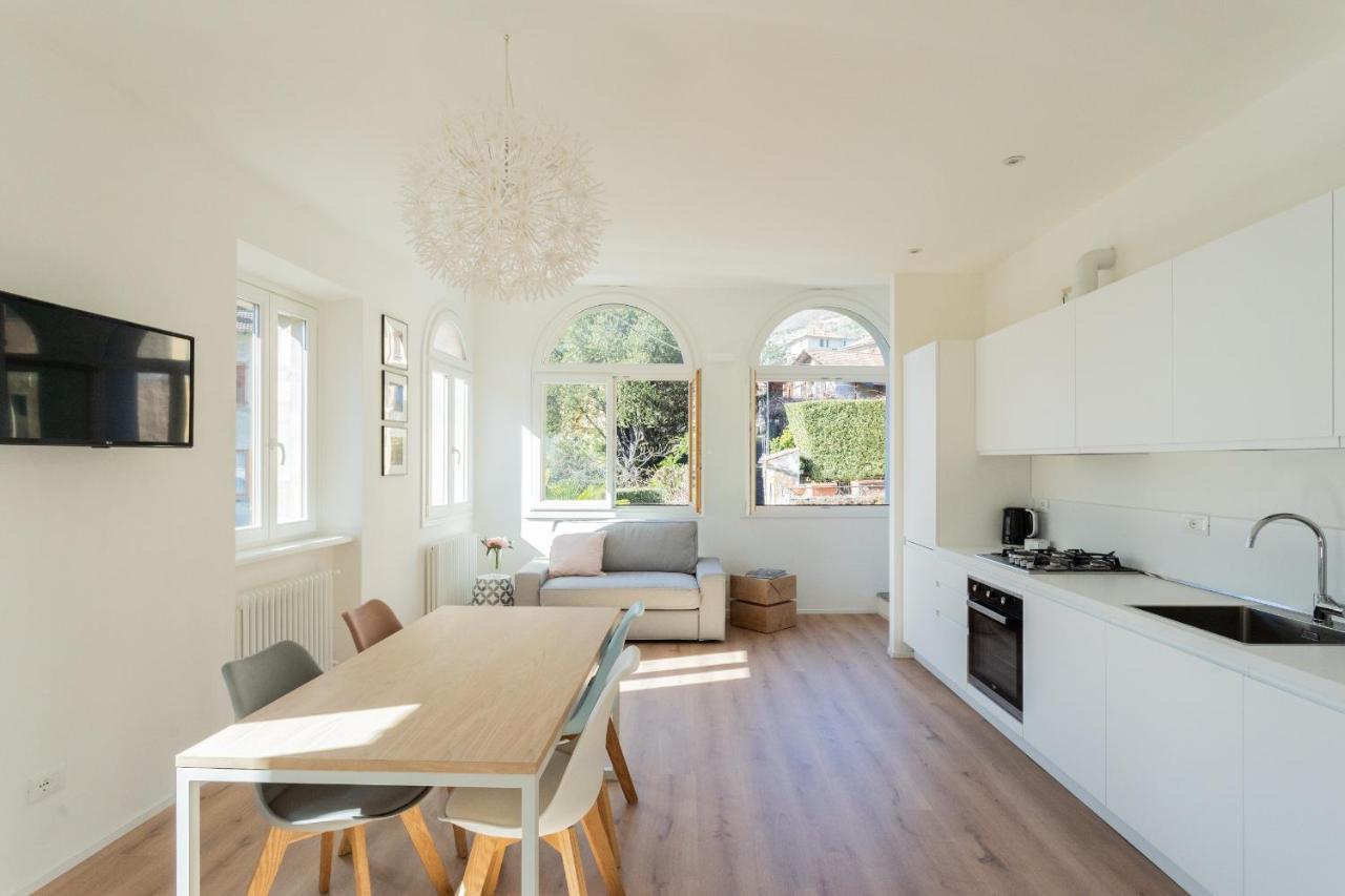 Lovely Corner In The Heart Of The Lake By Rent All Como Luaran gambar